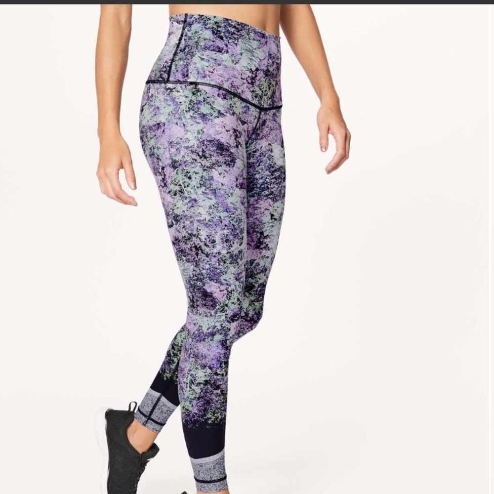 Lululemon Wunder Under Hi-Rise Tight (Nulux 28")
Vivid Vision - Picture 1 of 7